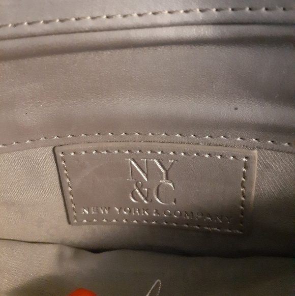 New York  &.company silver wallet. - Picture 6 of 7